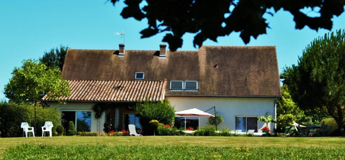 La Dinandière La Chapelle-de-Bragny Extérieur photo